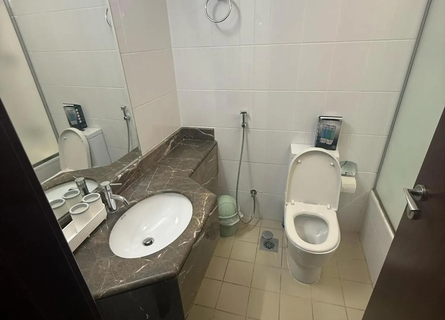 Inn 5 Min To Dubai Mall Downtown Hostel